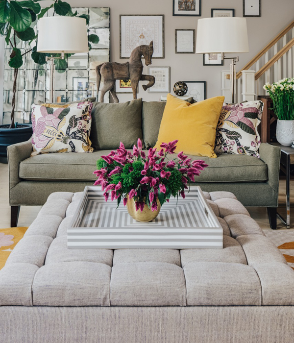 samantha_gore_interior_design_new_york_city_interior_living_room_sofa samantha_gore_interior_design_new_york_city_interior_living_room_sofa